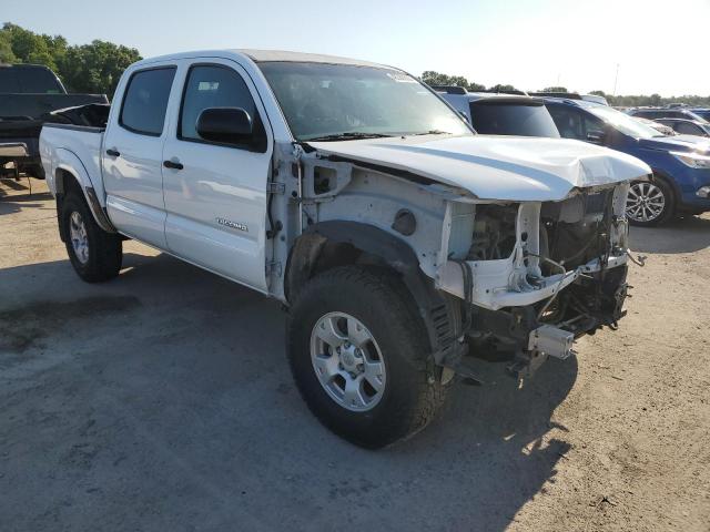 5TFJU4GN5FX086083 - 2015 TOYOTA TACOMA DOUBLE CAB PRERUNNER WHITE photo 4