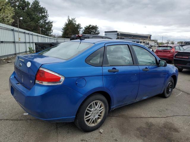 1FAHP3FN7AW268065 - 2010 FORD FOCUS SE BLUE photo 3