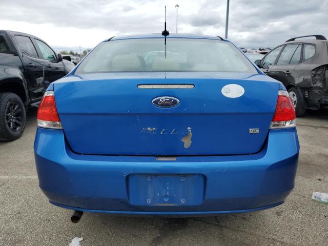 1FAHP3FN7AW268065 - 2010 FORD FOCUS SE BLUE photo 6