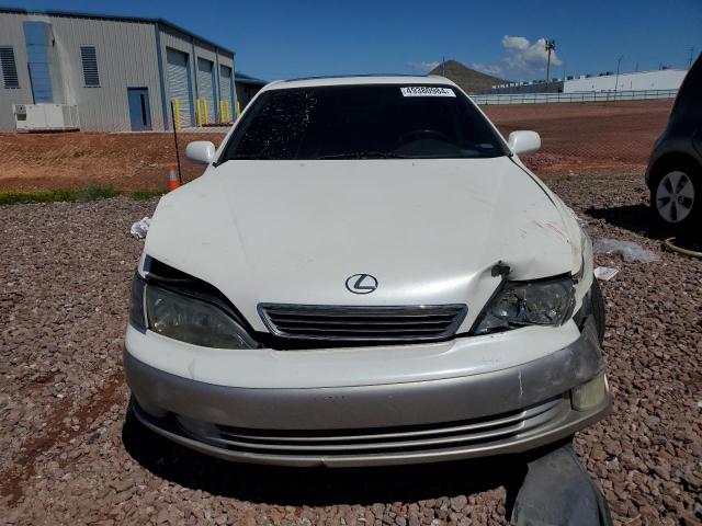 JT8BF22G8V0011038 - 1997 LEXUS ES 300 WHITE photo 5