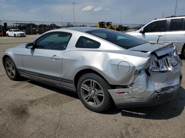 1ZVBP8AN4A5104294 - 2010 FORD MUSTANG SILVER photo 2