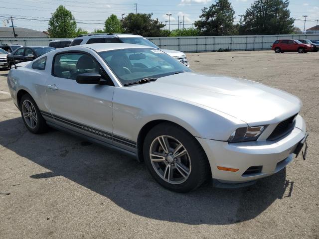 1ZVBP8AN4A5104294 - 2010 FORD MUSTANG SILVER photo 4