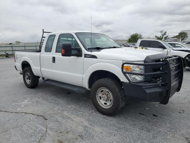 1FT7X2B66FEA59718 - 2015 FORD F250 SUPER DUTY WHITE photo 4