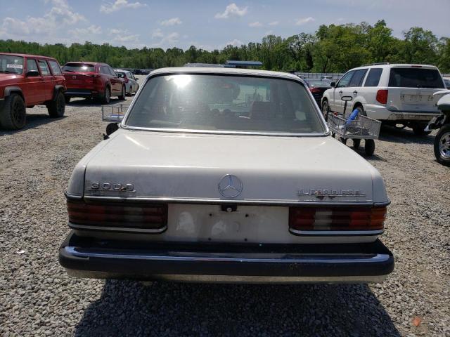 WDBA833A3EA064229 - 1984 MERCEDES-BENZ 300 D WHITE photo 6