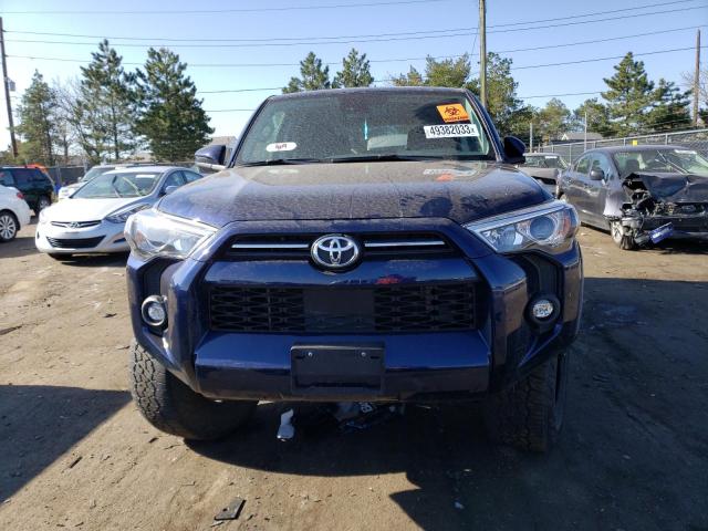 JTEMU5JR9N6056566 - 2022 TOYOTA 4RUNNER SR5/SR5 PREMIUM 蓝色 照片 5