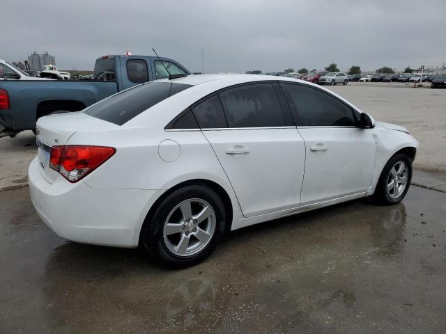 1G1PC5SB9F7276428 - 2015 CHEVROLET CRUZE LT WHITE photo 3