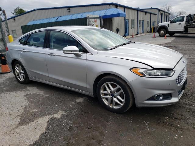 3FA6P0HR2DR348371 - 2013 FORD FUSION SE GRAY photo 4