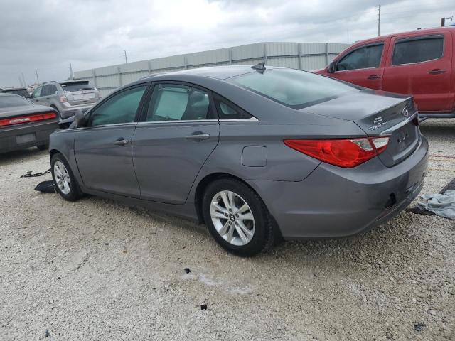 5NPEB4AC7CH467472 - 2012 HYUNDAI SONATA GLS SILVER photo 2