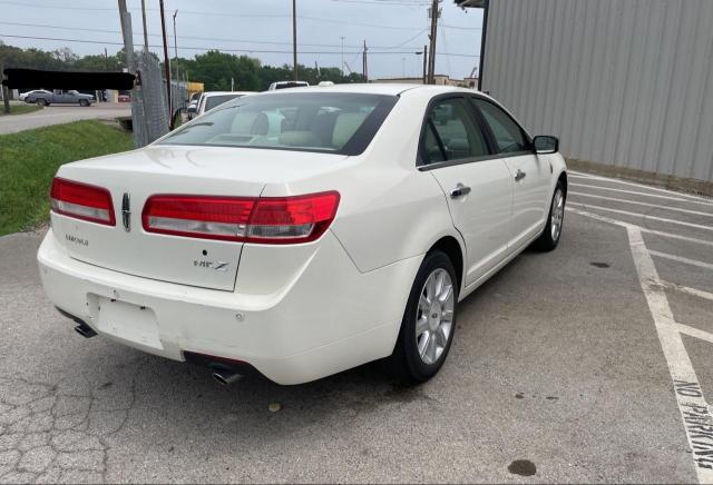 3LNHL2GCXCR818924 - 2012 LINCOLN MKZ WHITE photo 4