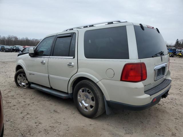 5LMFU28515LJ07647 - 2005 LINCOLN NAVIGATOR WHITE photo 2