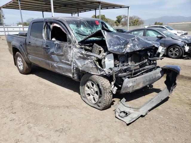 5TFJX4GN4FX049632 - 2015 TOYOTA TACOMA DOUBLE CAB PRERUNNER GRAY photo 4