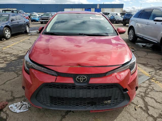 JTDEPRAE4LJ100424 - 2020 TOYOTA COROLLA LE RED photo 5