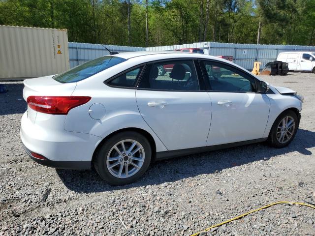 1FADP3F25FL301884 - 2015 FORD FOCUS SE WHITE photo 3