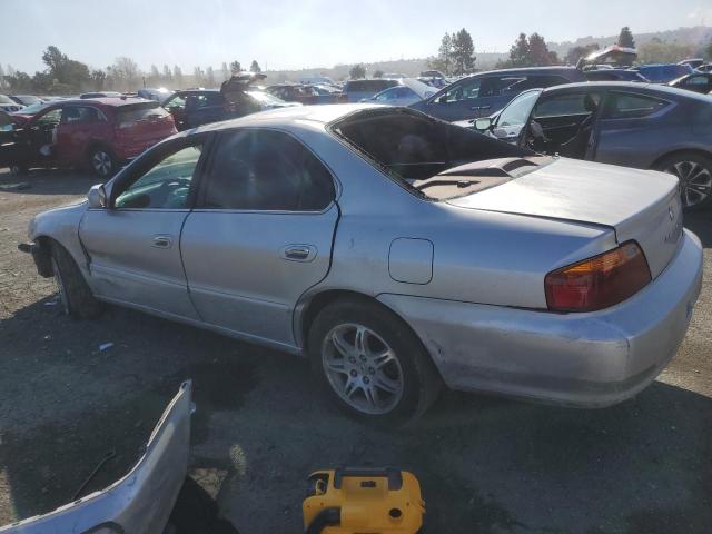 19UUA566XYA018956 - 2000 ACURA 3.2TL SILVER photo 2