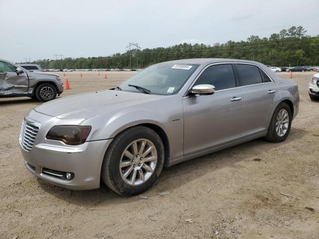 2C3CCAET1DH661586 - 2013 CHRYSLER 300C SILVER photo 1