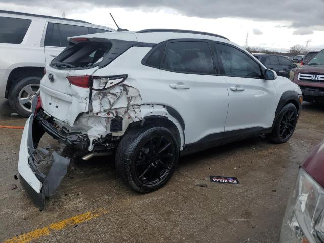 KM8K22AA9JU087408 - 2018 HYUNDAI KONA SEL WHITE photo 3