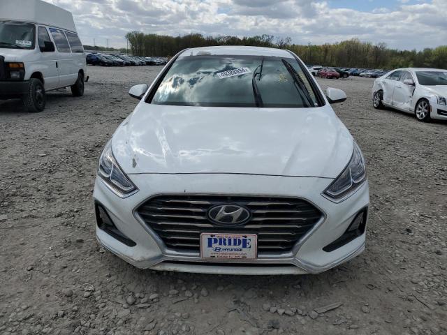 5NPE24AF8KH747734 - 2019 HYUNDAI SONATA SE WHITE photo 5