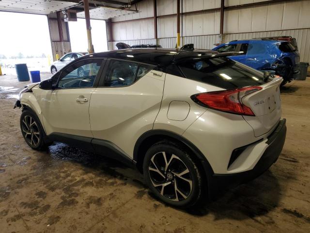 NMTKHMBX3LR118028 - 2020 TOYOTA C-HR XLE WHITE photo 2