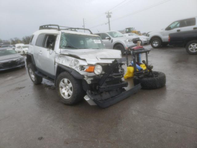 JTEBU11F970058250 - 2007 TOYOTA FJ CRUISER GRAY photo 4