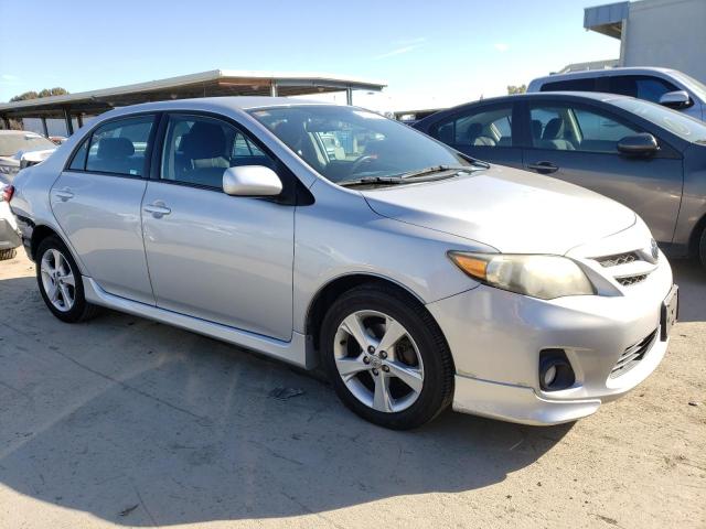 2T1BU4EE4BC689428 - 2011 TOYOTA COROLLA BASE 银色 照片 4
