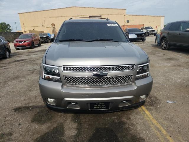 1GNSCAE03CR253254 - 2012 CHEVROLET TAHOE C1500  LS GRAY photo 5