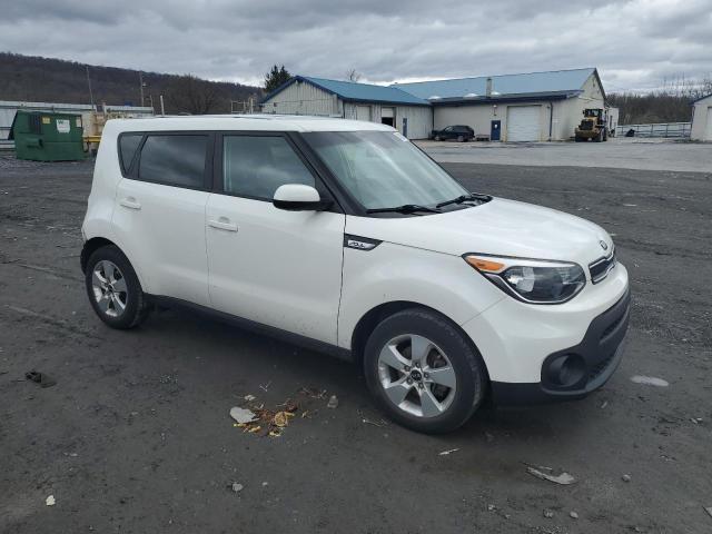 KNDJN2A2XK7917104 - 2019 KIA SOUL WHITE photo 4