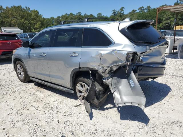 5TDKKRFH3FS078072 - 2015 TOYOTA HIGHLANDER XLE SILVER photo 2