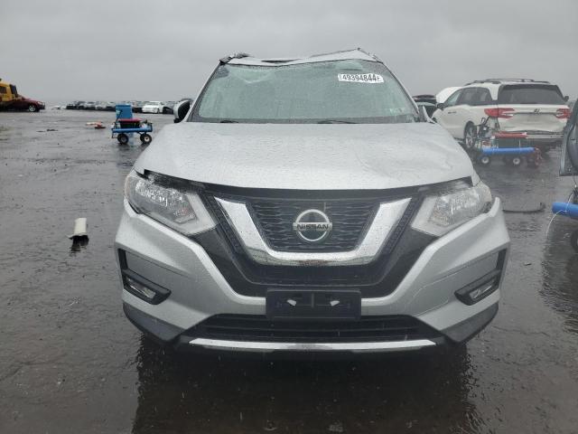 JN8AT2MV9JW345429 - 2018 NISSAN ROGUE S SILVER photo 5