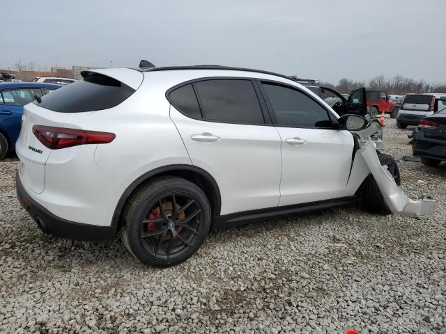 ZASPAKBN8K7C49339 - 2019 ALFA ROMEO STELVIO TI WHITE photo 3