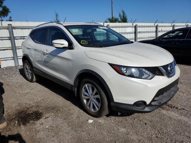 JN1BJ1CP7HW035859 - 2017 NISSAN ROGUE SPOR S WHITE photo 4