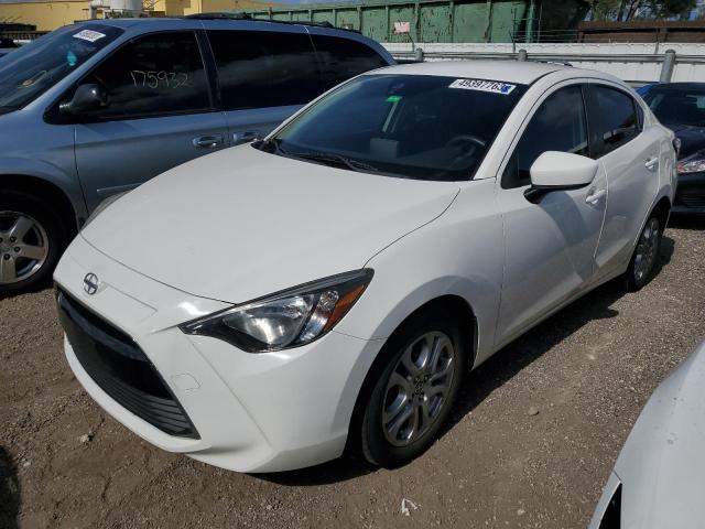 3MYDLBZV1GY101875 - 2016 TOYOTA SCION IA WHITE photo 1