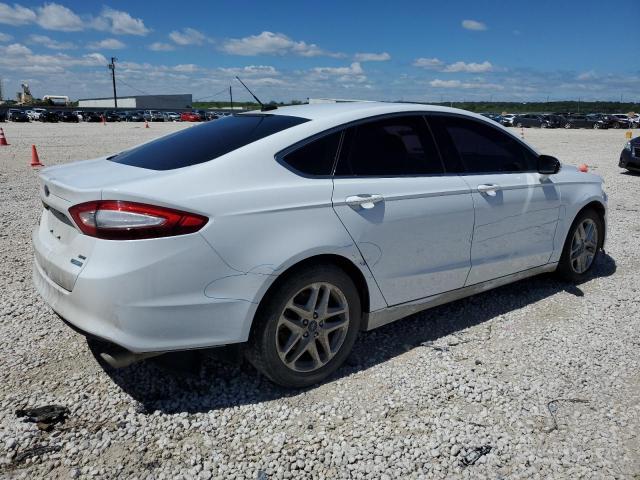 3FA6P0HD5GR307483 - 2016 FORD FUSION SE WHITE photo 3