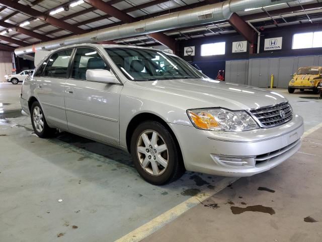 4T1BF28B54U381881 - 2004 TOYOTA AVALON XL SILVER photo 4