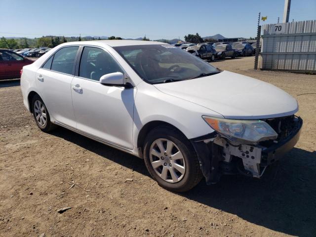 4T4BF1FK2DR278243 - 2013 TOYOTA CAMRY L WHITE photo 4