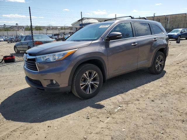 5TDJKRFH3GS320856 - 2016 TOYOTA HIGHLANDER XLE 棕色 照片 1