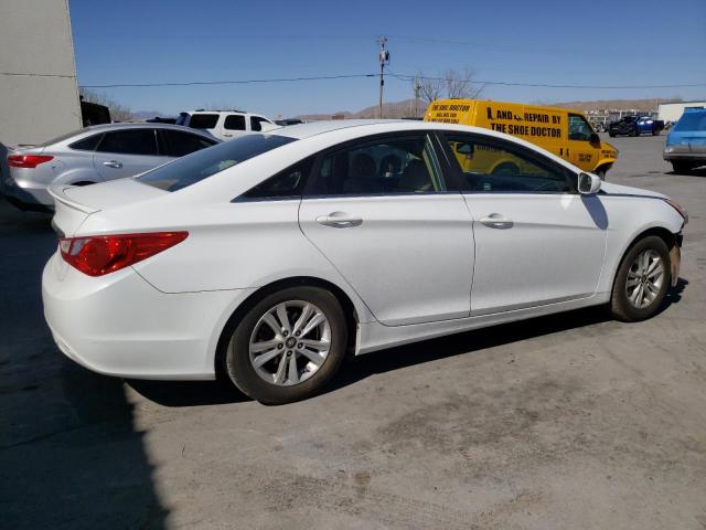 5NPEB4AC5DH644800 - 2013 HYUNDAI SONATA GLS WHITE photo 3