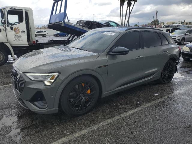 WA1VABGE4NB039244 - 2022 AUDI E-TRON CHRONOS GRAY photo 1