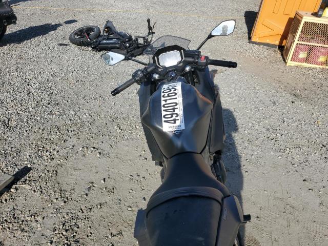 ML5EXER10PDA89885 - 2023 KAWASAKI EX650 R GRAY photo 6