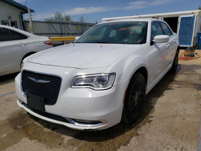 2C3CCAAG6FH820405 - 2015 CHRYSLER 300 LIMITED WHITE photo 1