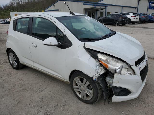 KL8CB6S92FC795042 - 2015 CHEVROLET SPARK LS WHITE photo 4