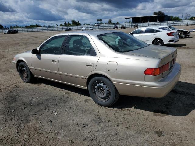 4T1BG22K61U849604 - 2001 TOYOTA CAMRY CE TAN photo 2