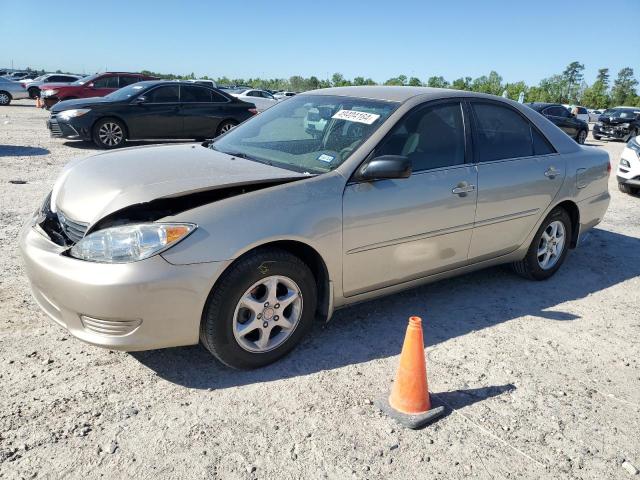 4T1BE30K15U539087 - 2005 TOYOTA CAMRY LE GOLD photo 1