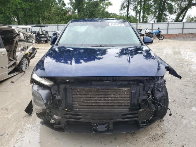 5NMS23AD8KH058138 - 2019 HYUNDAI SANTA FE SE BLUE photo 5