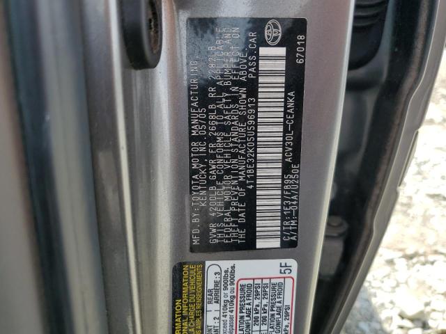 4T1BE32K05U596913 - 2005 TOYOTA CAMRY LE GRAY photo 12