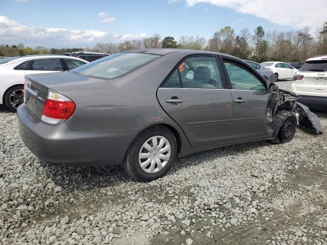 4T1BE32K05U596913 - 2005 TOYOTA CAMRY LE GRAY photo 3