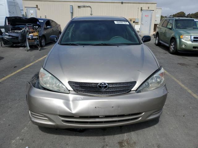 4T1BE32K02U509104 - 2002 TOYOTA CAMRY LE GOLD photo 5