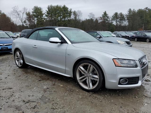 WAUVGAFH5BN000566 - 2011 AUDI S5 PRESTIGE GRAY photo 4