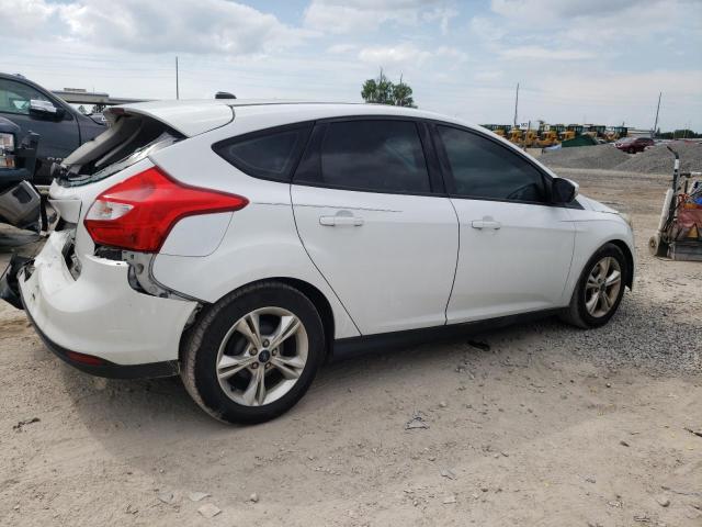 1FADP3K25EL244252 - 2014 FORD FOCUS SE WHITE photo 3