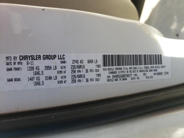 2A4RR5DG0BR780277 - 2011 CHRYSLER TOWN & COU TOURING WHITE photo 13