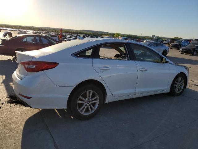 5NPE24AF3GH287535 - 2016 HYUNDAI SONATA SE WHITE photo 3